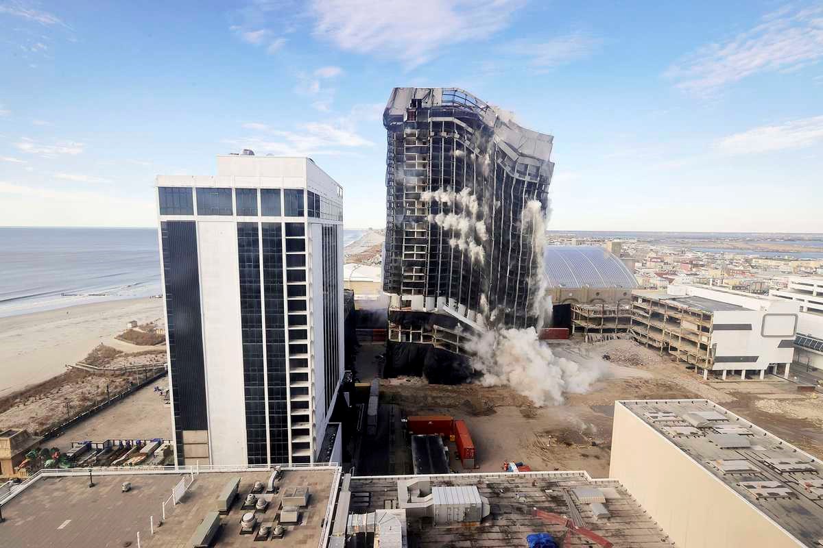 Atlantic City is being supported by the government to reuse trumps former casino space 