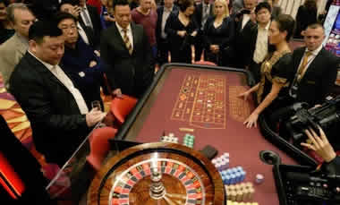 Japan wants casinos only for foreigners