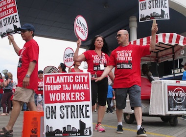 Mayor sindicato del juego en huelga contra el Trump -TajMahal