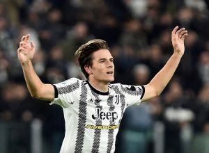 Juventus splashed by illegal bets by its players.