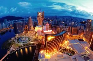 The government of Macau introduced Friday a piece of legislation that calls for banning casino workers from entering gaming facilities beyond working hours. The measure aims to curb problem gambling among those employed at the city’s gambling venues.