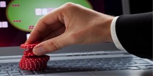 Law enforcement officials in Taiwan have reportedly shut down an illegal gambling operation that is believed to have allowed local gamblers to transfer well over $462.7 million between the island nation and China.