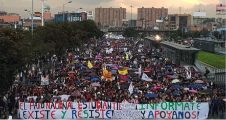 What left the national strike in economic terms, a billion Colombian pesos in losses and the dollar hike through the skies