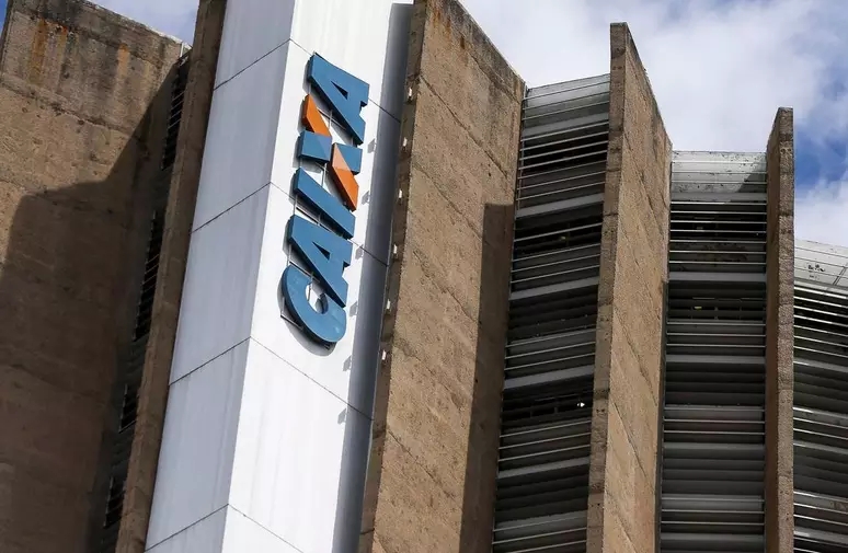 Caixa Econômica Board postpones decision on lottery transfer.