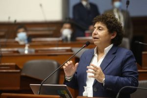 Peru: Project to sanction party manipulation goes to the Congressional Justice Commission