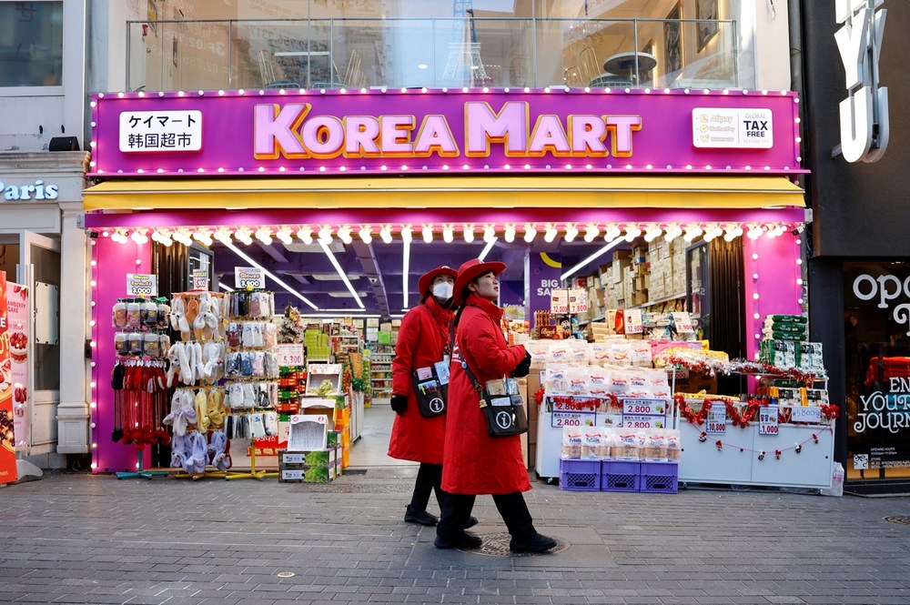 South Korea bets big on Chinese tourists with visa-free entry—casinos set to win big in 2025