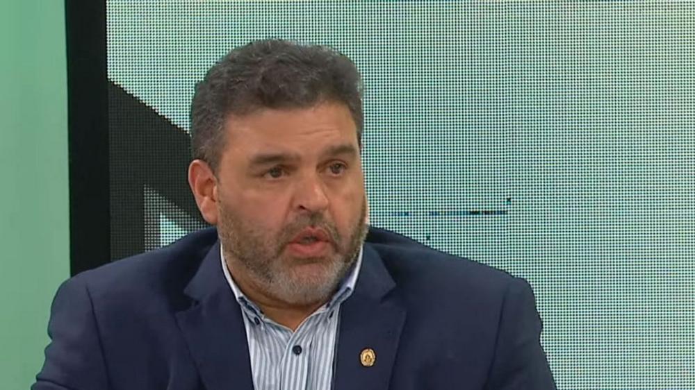 Buenos Aires lawmaker denounces illegal gambling ads in subway