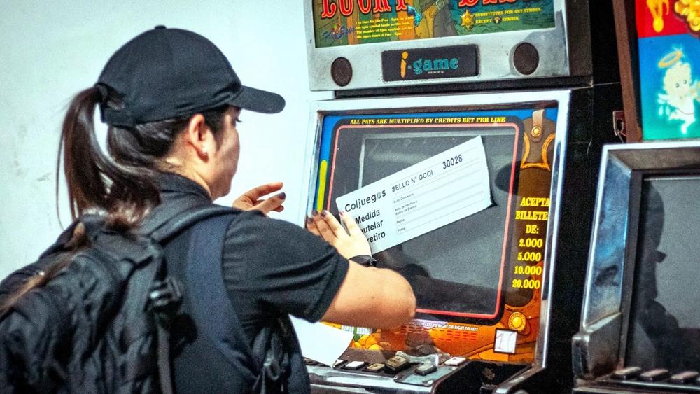 Coljuegos proposes its own law enforcement squad to hunt down illegal gambling
