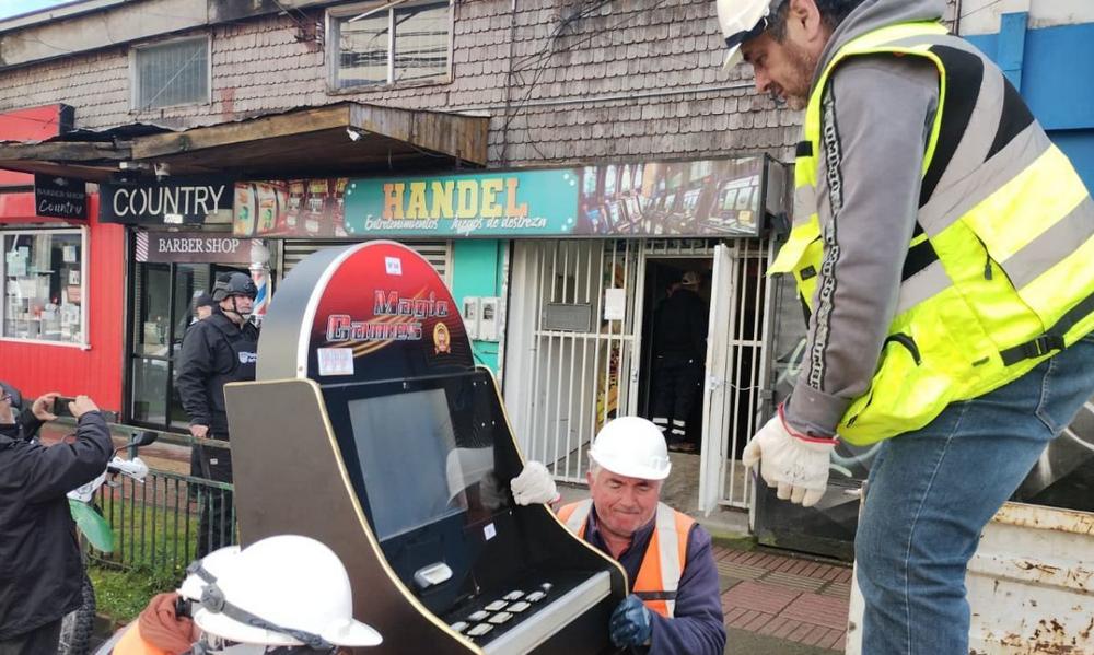 Puerto Montt Authorities Shut Down Illegal Casino, Seize 86 Slot Machines and $7 Million Pesos