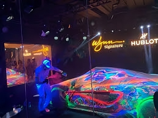 Wynn Hypercar exhibition stuns with real-time spray-painting amid China holiday tourism surge