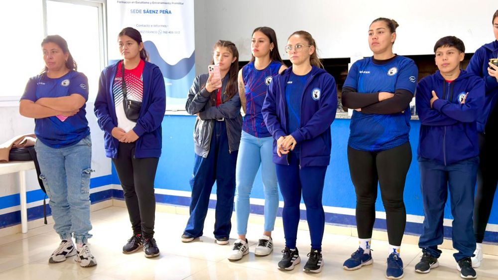 Chaco Lottery supports Águilas Rugby Club women’s team with new sports equipment