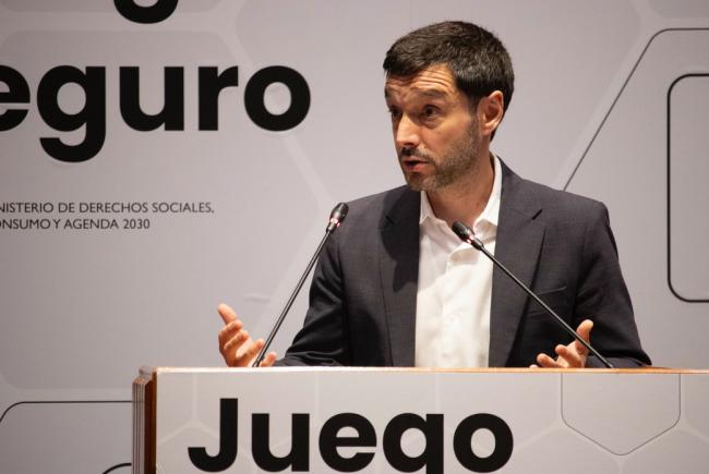 Spain to mandate tobacco-style risk warnings for online gambling operators