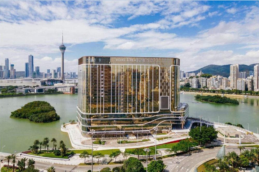 Yoho group turns macau’s “greek mythology” casino site into a 940-room hotel and dining hub