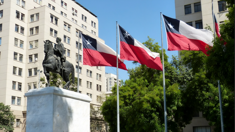 Chile tightens gambling oversight with VAT, casino tenders and Dreams lawsuit