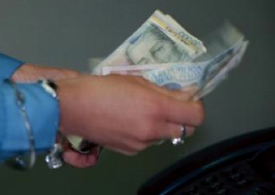 12 TIPS PARA CUIDAR SU DINERO, ASI ES COMO LO HACEN LOS MILLONARIOS.