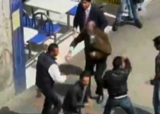 As? estafan con el juego de la bolita en varias ciudades.