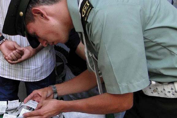 Capturan dos chanceras ilegales en Santander