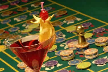 Casinos ya no regalan bebidas NI ESTACIONAMIENTO a los jugadores