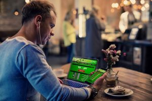 ¿Como volver a atraer los jugadores que ahora solo juegan online a su casino físico?