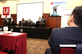 Con el nuevo estatuto aduanero , comprar m?quinas tragamonedas de contrabando le puede llevar a la carcel