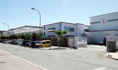 El Grupo Azkoyen Fabricante de Billeteros y medios de pago abre en Colombia su primera fÃ¡brica fuera de Europa.