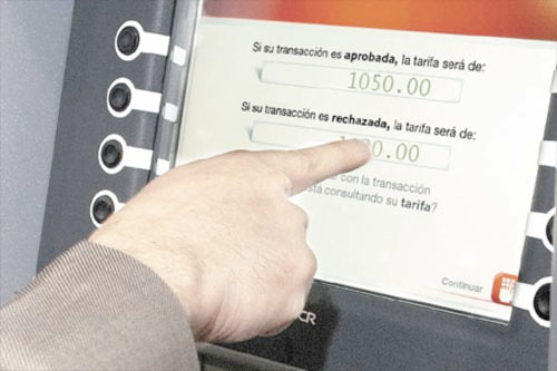 Gobierno anunci? tope a cobro de servicios bancarios
