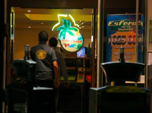 Retiran maquinitas del mercado informal