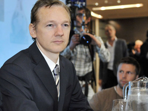 WikiLeaks subasta un almuerzo con Julian Assange