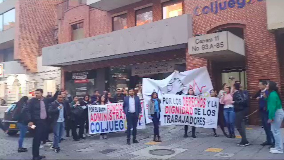 Coljuegos estalla escándalo, empleados conforman sindicato y protestan