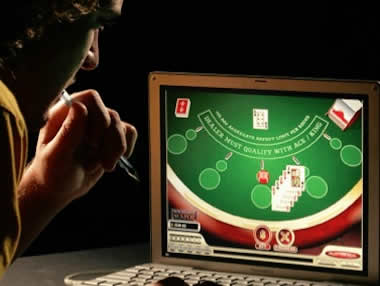 AUSTRALIAN online poker in risk