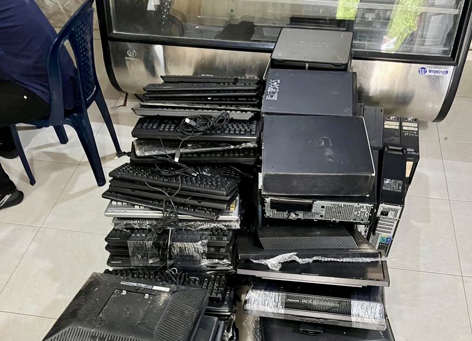 Coljuegos incauta computadores y elementos de apuestas ilegales en Valledupar y Atlántico